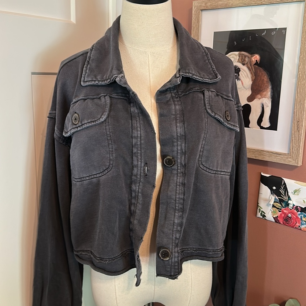 We The Free Saturday charcoal Black Cropped distressed S button cotton Jacket - Picture 5 of 16